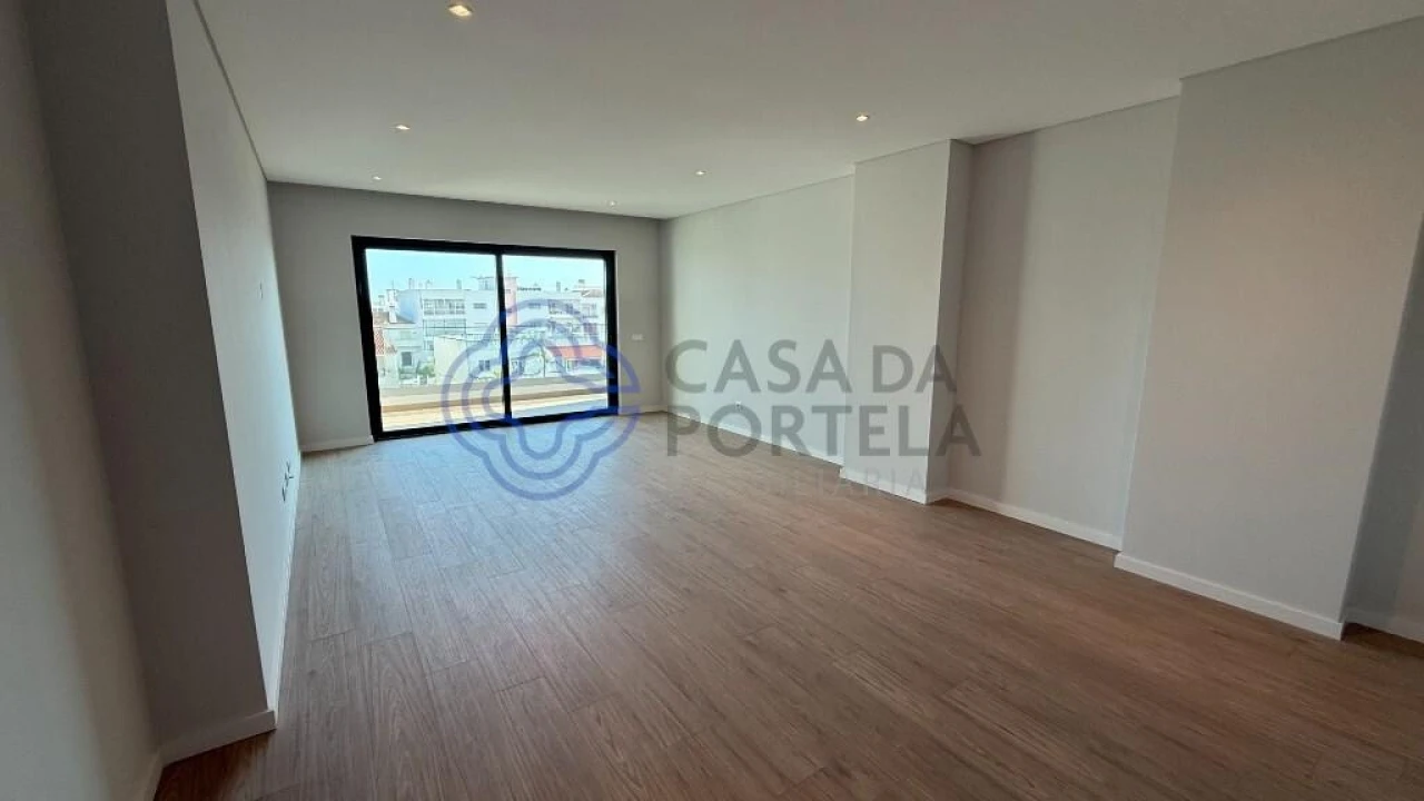 Apartamento T3 para Venda em Montenegro Foto 44