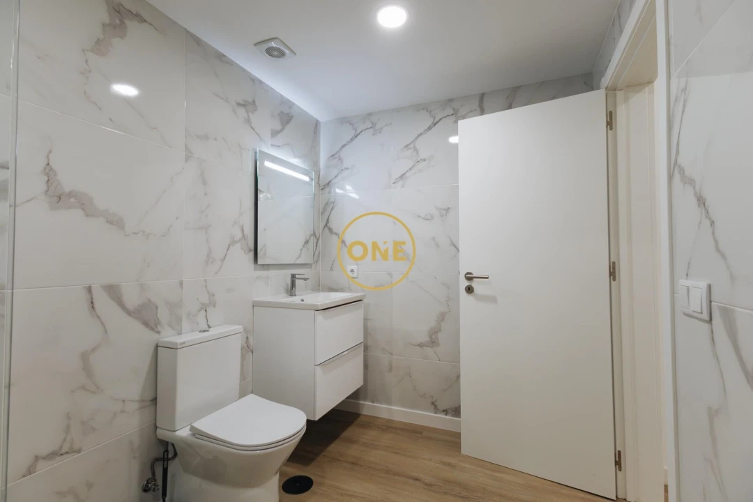 Apartamento T2 para Venda em Vila Nova de Famalicão e Calendário Foto 11
