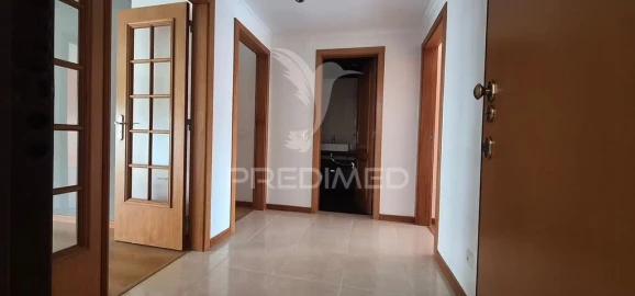 Apartamento T2 para Venda em Laranjeiro e Feijó