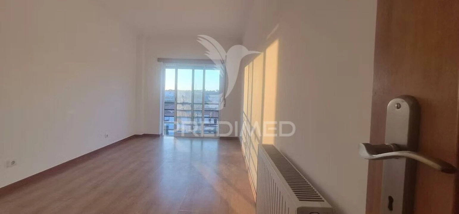 Apartamento T2 para Venda em Laranjeiro e Feijó Foto 6