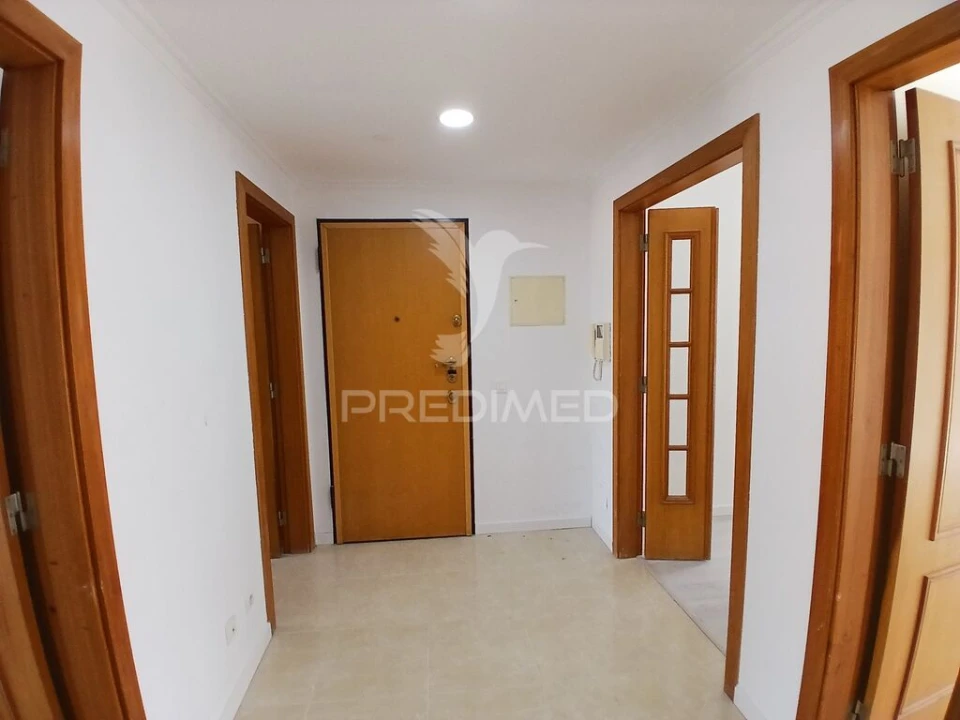 Apartamento T2 para Venda em Laranjeiro e Feijó Foto 8