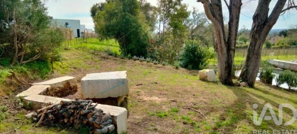 Moradia T2 para Venda em Nossa Senhora do Pópulo, Coto e São Gregório