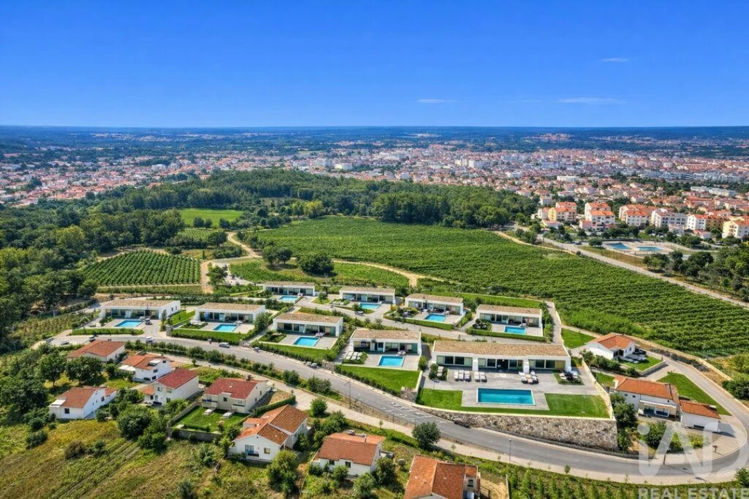 Moradia T2 para Venda em Nossa Senhora do Pópulo, Coto e São Gregório Foto 11