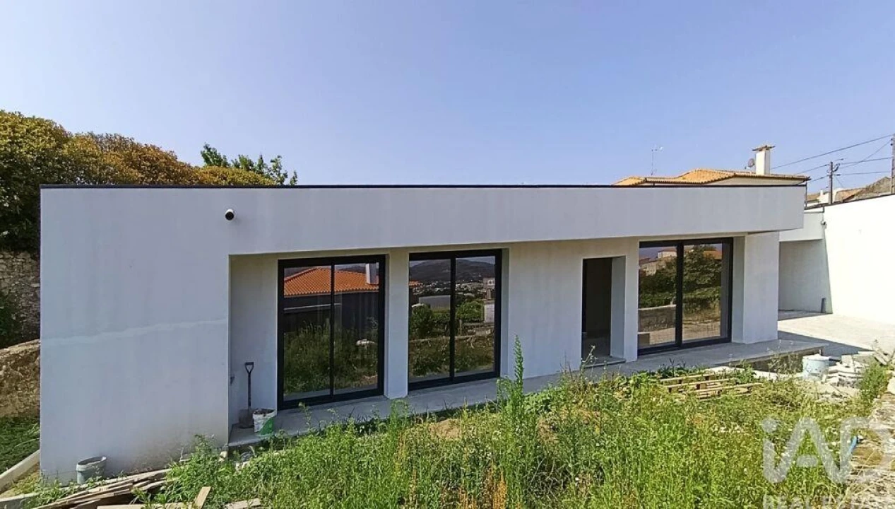 Moradia T2 para Venda em Ancora Foto 19