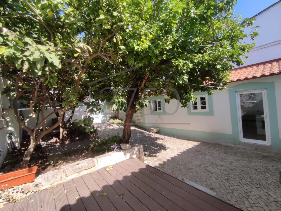 Moradia T1 para Arrendamento em Carcavelos e Parede Foto 16