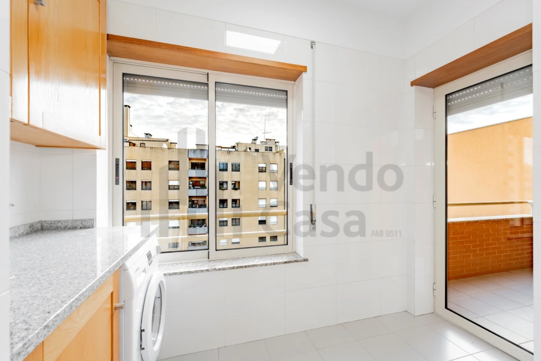 Apartamento T3 para Arrendamento em São Vitor (Braga) Foto 9