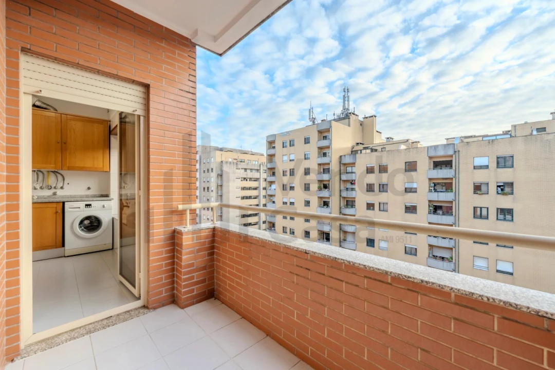 Apartamento T3 para Arrendamento em São Vitor (Braga) Foto 12