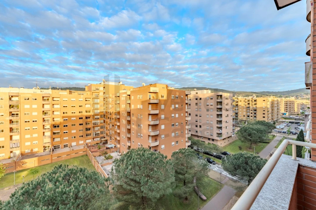 Apartamento T3 para Arrendamento em São Vitor (Braga) Foto 30