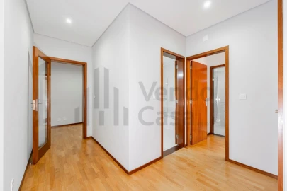Apartamento T3 para Arrendamento em São Vitor (Braga)