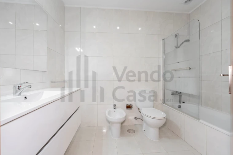 Apartamento T3 para Arrendamento em São Vitor (Braga) Foto 25