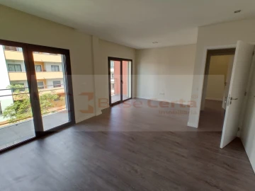 Apartamento T4 para Venda em Corroios