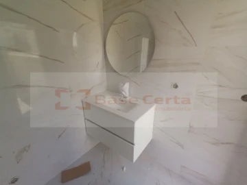 Moradia T4 para Venda em Corroios