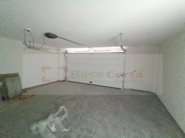 Moradia T4 para Venda em Corroios