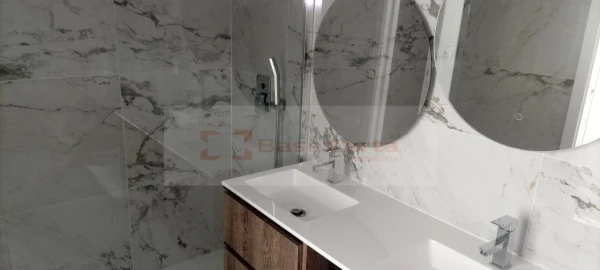 Moradia T4 para Venda em Corroios