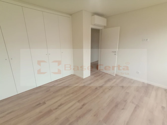 Apartamento T2 para Venda em Santa Clara Foto 11