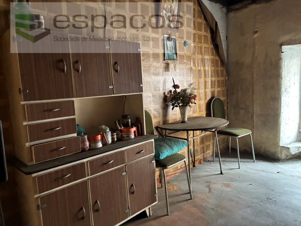 Moradia T2 para Venda em Silvares Foto 9