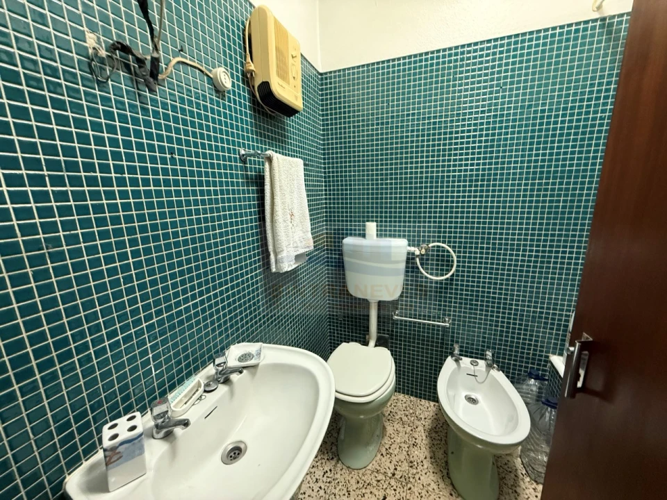 Apartamento T1 para Venda em Massamá e Monte Abraão Foto 11