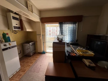 Apartamento T1 para Venda em Massamá e Monte Abraão