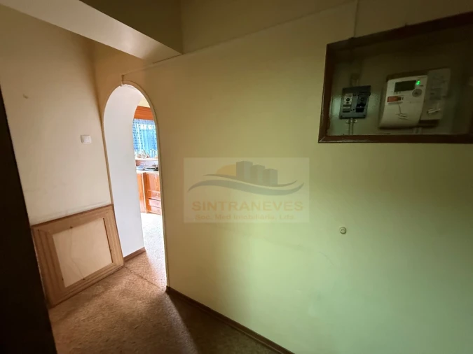 Apartamento T1 para Venda em Massamá e Monte Abraão Foto 5