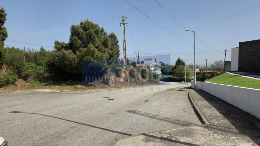 Terreno para Venda em Paços Foto 10