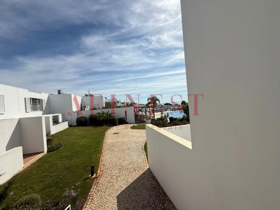 Moradia T2 para Arrendamento em Albufeira e Olhos de Água Foto 20