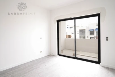 Apartamento T3 para Venda em Loule (São Sebastião)