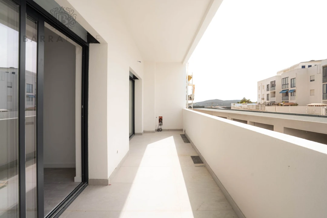 Apartamento T2 para Venda em Loule (São Sebastião) Foto 24