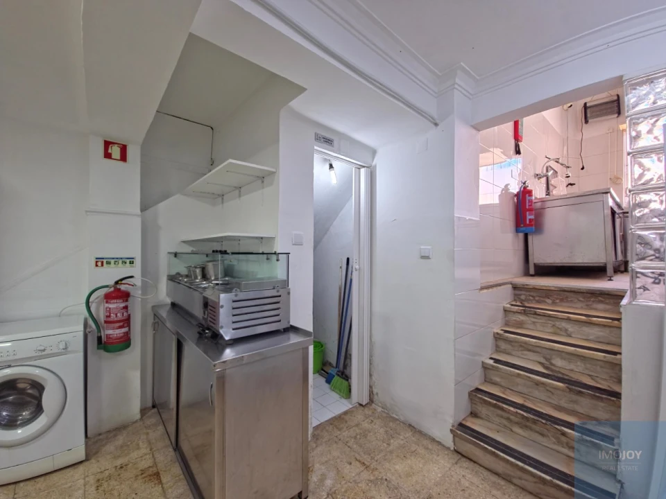 Loja para Venda em Oeiras e São Julião da Barra, Paço de Arcos e Caxias Foto 14