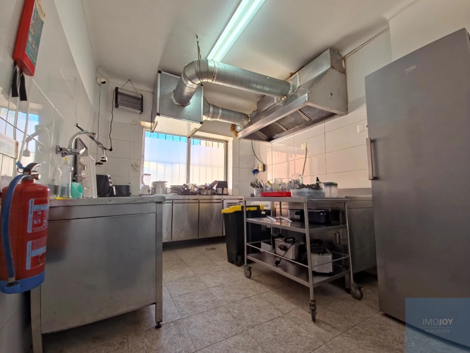 Loja para Venda em Oeiras e São Julião da Barra, Paço de Arcos e Caxias Foto 16