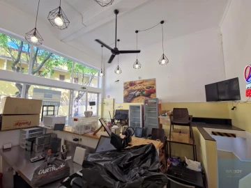 Loja para Venda em Oeiras e São Julião da Barra, Paço de Arcos e Caxias