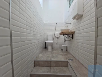 Loja para Venda em Oeiras e São Julião da Barra, Paço de Arcos e Caxias