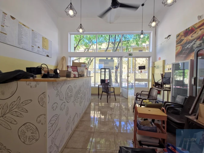 Loja para Venda em Oeiras e São Julião da Barra, Paço de Arcos e Caxias Foto 3