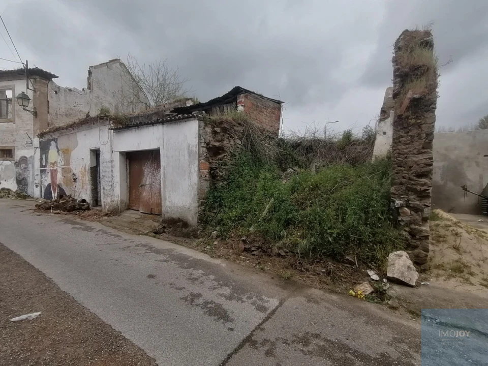 Prédio para Venda em São Miguel do Rio Torto e Rossio Ao Sul do Tejo Foto 11