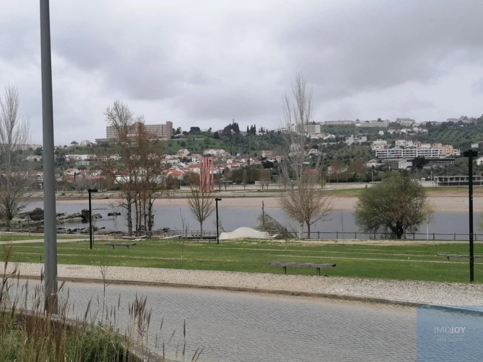 Prédio para Venda em São Miguel do Rio Torto e Rossio Ao Sul do Tejo Foto 7