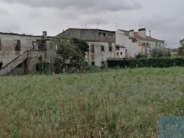 Prédio para Venda em São Miguel do Rio Torto e Rossio Ao Sul do Tejo