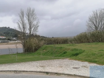 Prédio para Venda em São Miguel do Rio Torto e Rossio Ao Sul do Tejo