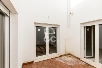 Apartamento T2 para Venda em Bacelo e Senhora da Saúde