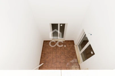 Apartamento T2 para Venda em Bacelo e Senhora da Saúde