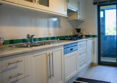 Apartamento T2 para Arrendamento em Quarteira