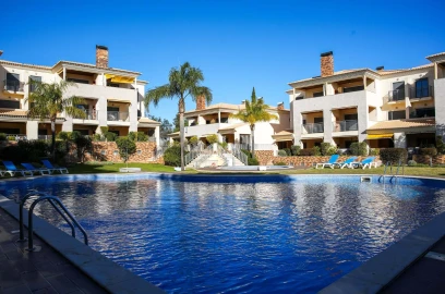 Apartamento T2 para Arrendamento em Quarteira