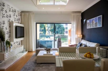 Apartamento T2 para Arrendamento em Quarteira