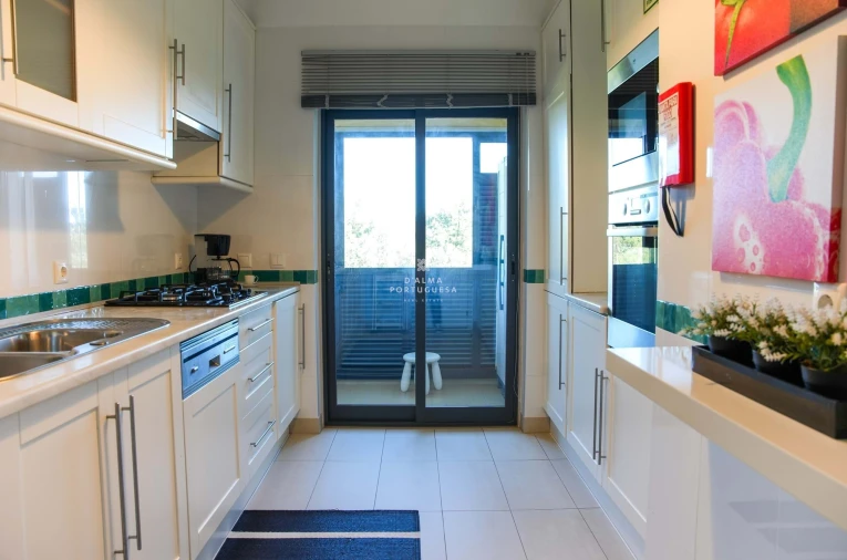 Apartamento T2 para Arrendamento em Quarteira Foto 9