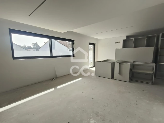 Moradia T3 para Venda em Cidade da Maia Foto 11