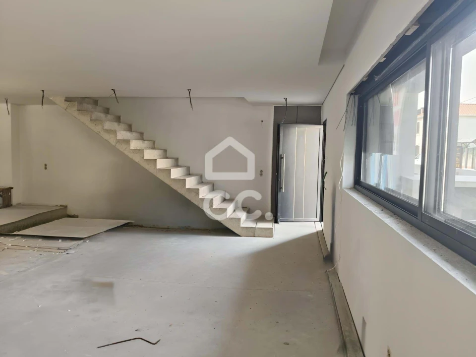 Moradia T3 para Venda em Cidade da Maia Foto 7