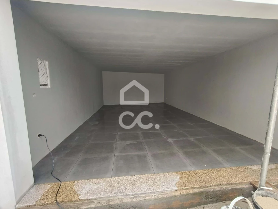 Moradia T3 para Venda em Cidade da Maia Foto 24