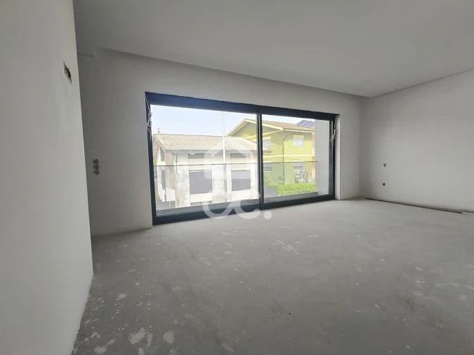 Moradia T3 para Venda em Cidade da Maia Foto 10