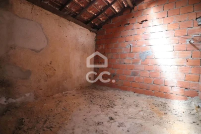 Apartamento T2 para Venda em Santa Clara e Castelo Viegas