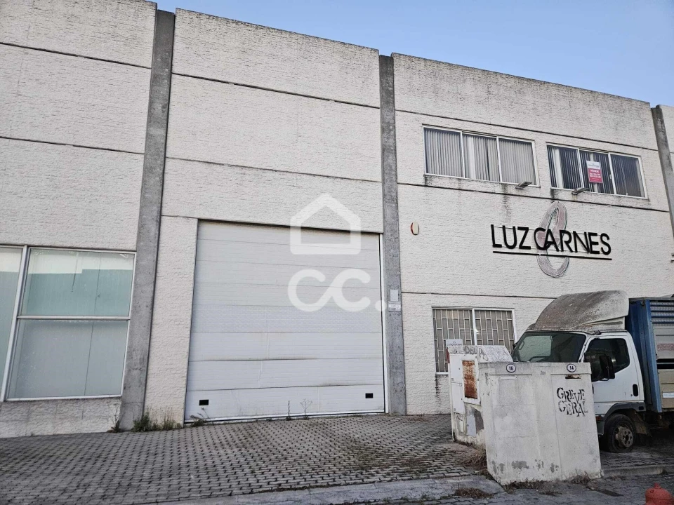 Armazém para Venda em Beja (Salvador e Santa Maria da Feira) Foto 1