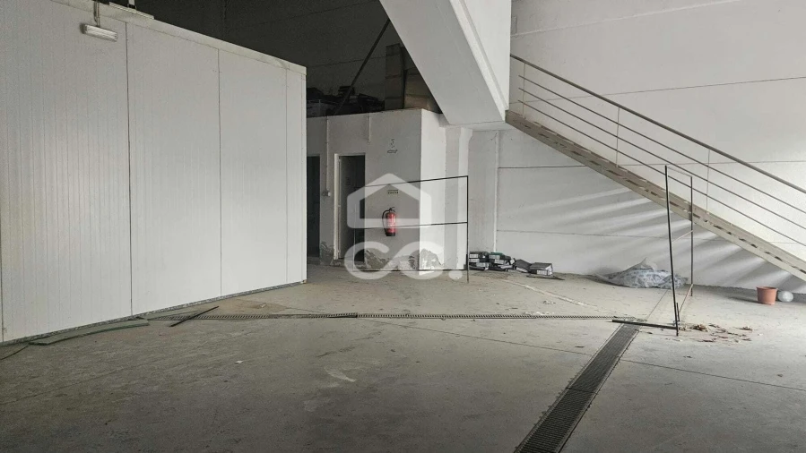 Armazém para Venda em Beja (Salvador e Santa Maria da Feira) Foto 2