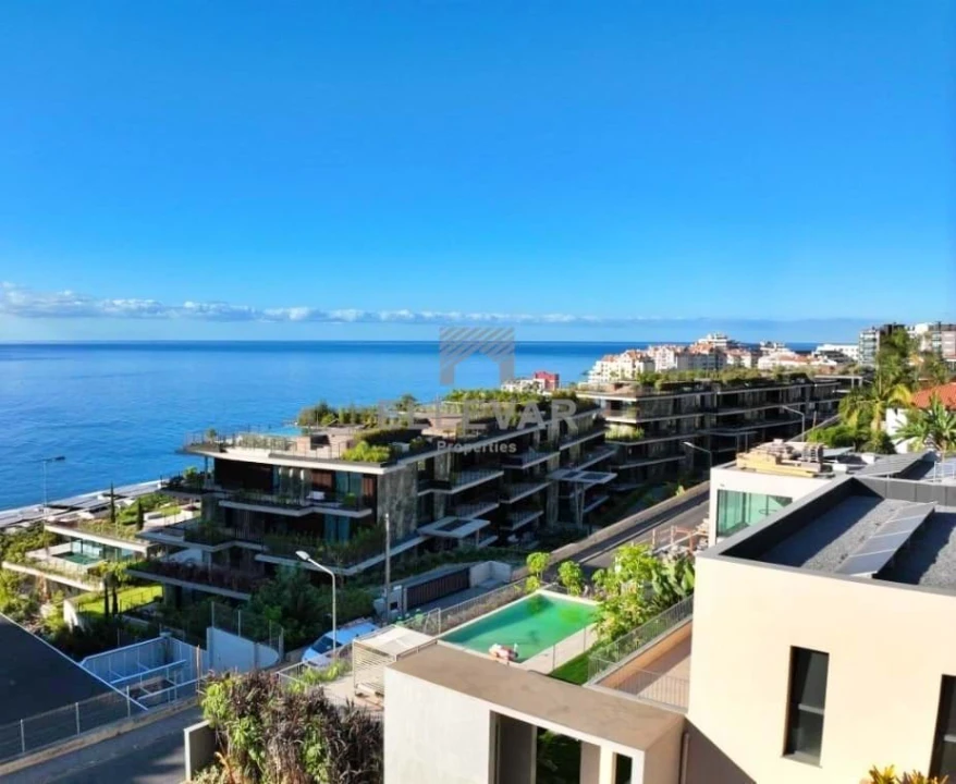 Apartamento T2 para Venda em São Martinho Foto 1